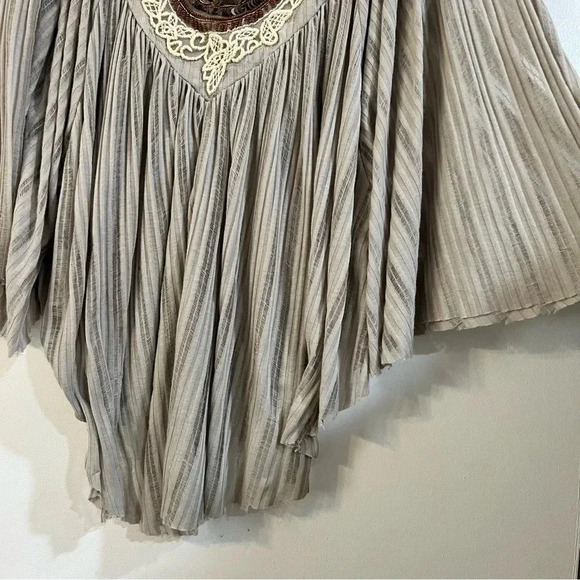 Free People Star Gazer Lily Poncho Sheer Gauzy Beaded Embroidery Lace Sheer S - Picture 6 of 9